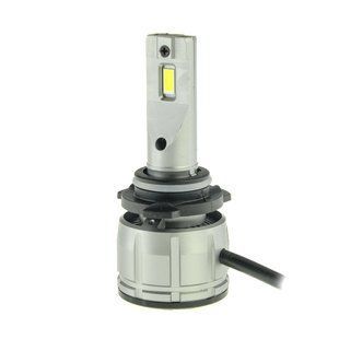 LED лампа CYCLONE LED 9006 6000K type 38